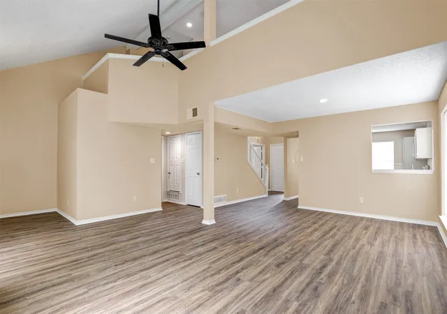 Photo 4 of Sale Pending at 202 Lavender Dr, Cedar Hill, TX 75104 | MLS# 21341278 | Listing updated on 2026-08-17