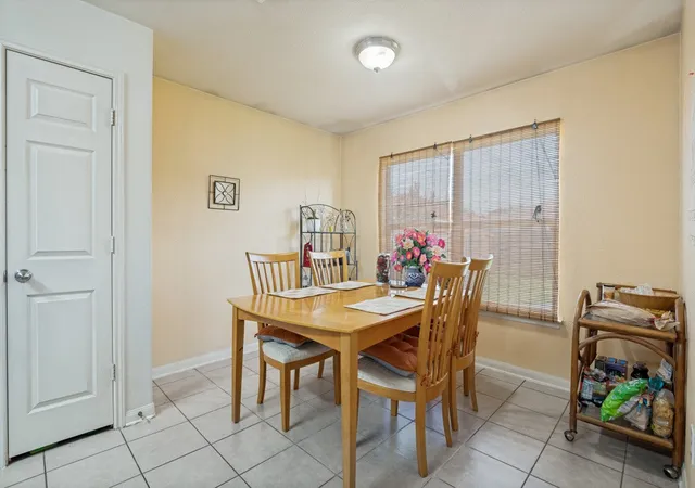 Photo 2 of Single family home for sale at 624 Noble Grv, Fort Worth, TX 76140 | MLS# 21341698 | Listing updated on 2026-10-28