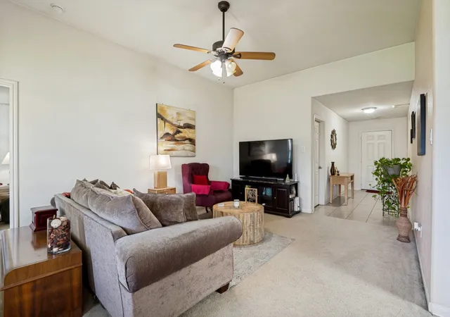 Photo 4 of Single family home for sale at 624 Noble Grv, Fort Worth, TX 76140 | MLS# 21341698 | Listing updated on 2026-10-28