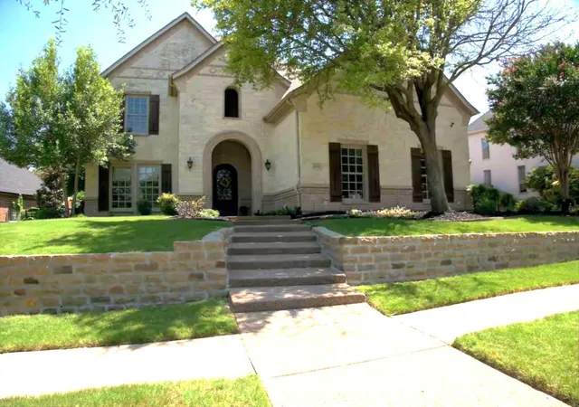 Photo 1 of Single family home for sale at 2310 Castle Creek Dr, Mansfield, TX 76063 | MLS# 21341057 | Listing updated on 2026-10-04