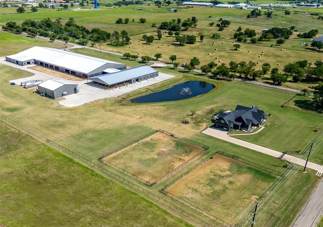 Photo 2 of Sale Pending at 4100 Dr Griffin Rd, Cross Roads, TX 76227 | MLS# 21341739 | Listing updated on 2026-10-04