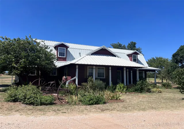 Photo 1 of Single family home for sale at 706 County Road 4599, Boyd, TX 76023 | MLS# 21336857 | Listing updated on 2026-08-18