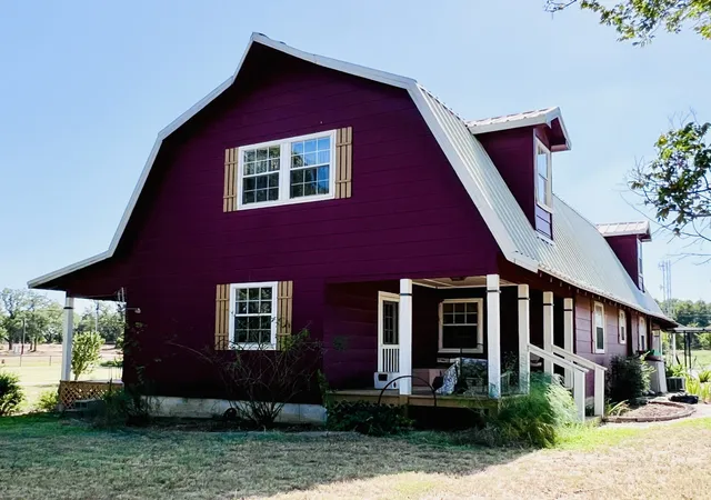 Photo 2 of Single family home for sale at 706 County Road 4599, Boyd, TX 76023 | MLS# 21336857 | Listing updated on 2026-08-18
