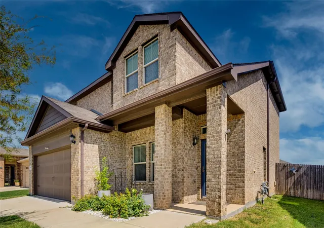 Photo 1 of Single family home for sale at 753 Rutherford Dr, Crowley, TX 76036 | MLS# 21339053 | Listing updated on 2026-07-27