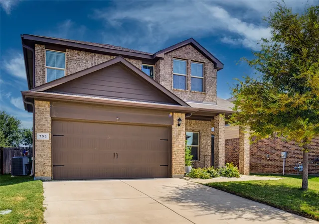 Photo 2 of Single family home for sale at 753 Rutherford Dr, Crowley, TX 76036 | MLS# 21339053 | Listing updated on 2026-07-27