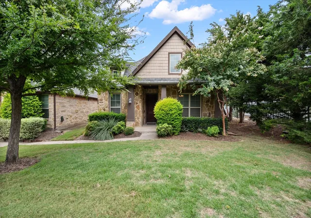 Photo 1 of Single family home for sale at 5145 Kentwood Dr, Mc Kinney, TX 75070 | MLS# 21341879 | Listing updated on 2026-08-04