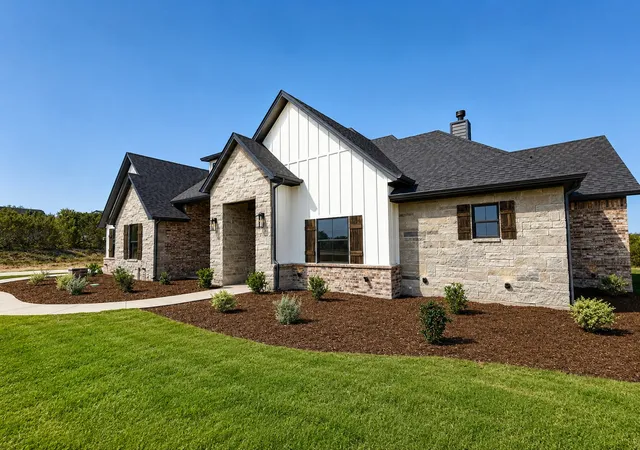 Photo 2 of Single family home for sale at 153 Fan Mill Trl, Weatherford, TX 76085 | MLS# 21340125 | Listing updated on 2026-08-24