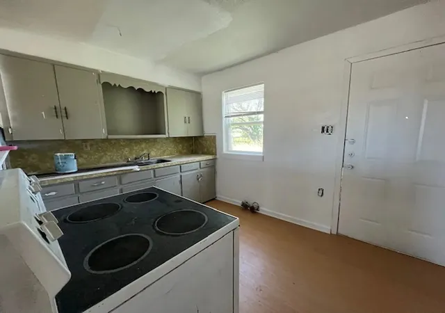 Photo 3 of Single family home for sale at 6409 Jennings Dr, Abilene, TX 79606 | MLS# 21341947 | Listing updated on 2026-07-27