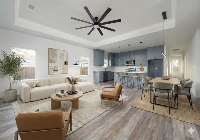 Photo 2 of Single family home for sale at 411 W Elm St, Whitewright, TX 75491 | MLS# 21341473 | Listing updated on 2026-08-23
