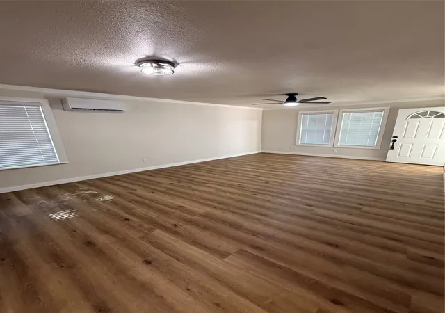 Photo 3 of Sale Pending at 405 W Hall St, Bangs, TX 76823 | MLS# 21342017 | Listing updated on 2026-08-24