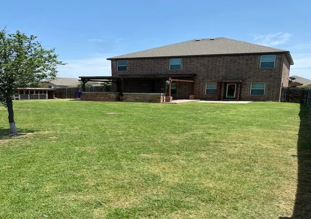 Photo 3 of Sale Pending at 885 Levi Ln, Forney, TX 75126 | MLS# 21339521 | Listing updated on 2026-10-04