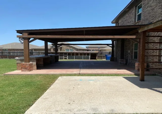 Photo 3 of Sale Pending at 885 Levi Ln, Forney, TX 75126 | MLS# 21339521 | Listing updated on 2026-10-04