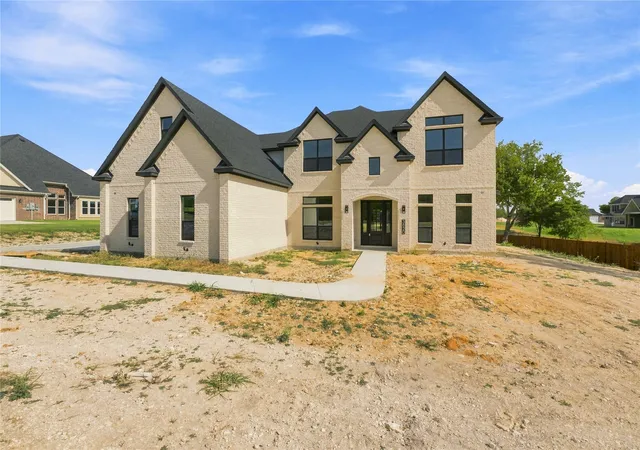 Photo 2 of Single family home for sale at 3820 Jacks Loop, Midlothian, TX 76065 | MLS# 21342020 | Listing updated on 2026-08-31