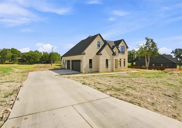 Photo 3 of Single family home for sale at 3820 Jacks Loop, Midlothian, TX 76065 | MLS# 21342020 | Listing updated on 2026-08-31