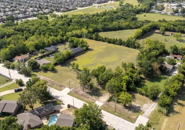 Photo 3 of Land for sale at 404 Hackberry Dr, Anna, TX 75409 | MLS# 21342100 | Listing updated on 2026-08-03