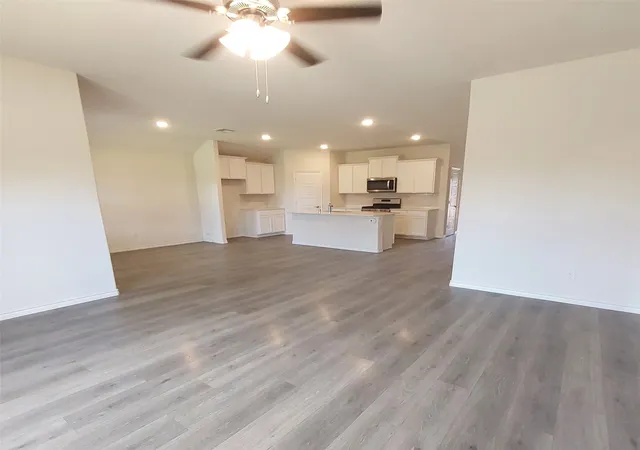 Photo 4 of Sale Pending at 205 Longhorn Pass, Caddo Mills, TX 75135 | MLS# 21337097 | Listing updated on 2026-08-26