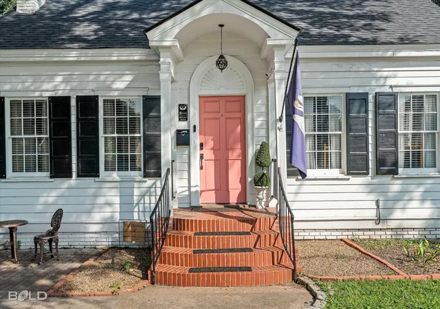 Photo 1 of Single family home for sale at 3444 Beverly Pl, Shreveport, LA 71105 | MLS# 21339614 | Listing updated on 2026-08-24