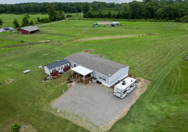 24th image of 1509 County Road 3170, Quitman, TX 75783 | MLS# 21341932