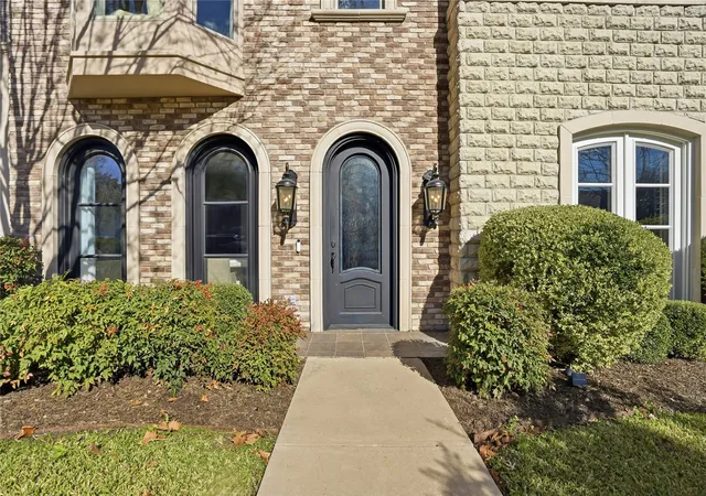 Photo 3 of Single family home for sale at 4714 Dexter Ave, Fort Worth, TX 76107 | MLS# 21333587 | Listing updated on 2026-10-05