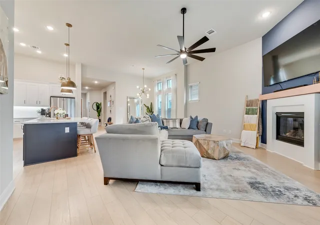 Photo 4 of Single family home for sale at 1028 Almond Blossom Cir, Crowley, TX 76036 | MLS# 21342284 | Listing updated on 2026-07-27