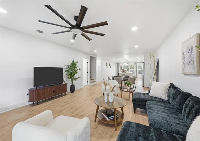 Photo 3 of Single family home for sale at 508 W White Ave, Mc Kinney, TX 75069 | MLS# 21336802 | Listing updated on 2026-07-27