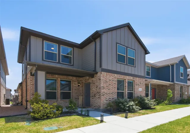 Photo 3 of Single family home for sale at 4712 Alliance St, Haltom City, TX 76117 | MLS# 21337068 | Listing updated on 2026-08-18
