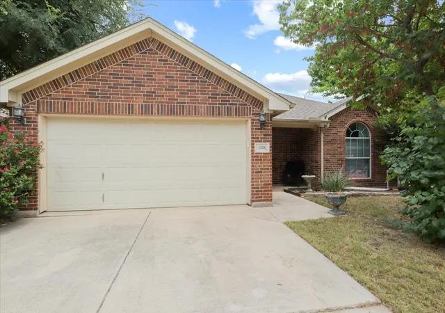1st image of 1220 Round Pen Run, Fort Worth, TX 76052 | MLS# 21342143