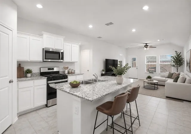 Photo 3 of Single family home for sale at 125 Running River Dr, Boyd, TX 76023 | MLS# 21338294 | Listing updated on 2026-09-15