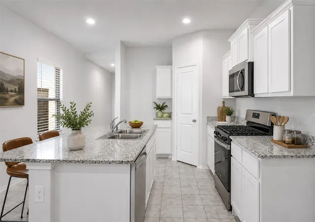 Photo 3 of Single family home for sale at 125 Running River Dr, Boyd, TX 76023 | MLS# 21338294 | Listing updated on 2026-09-15