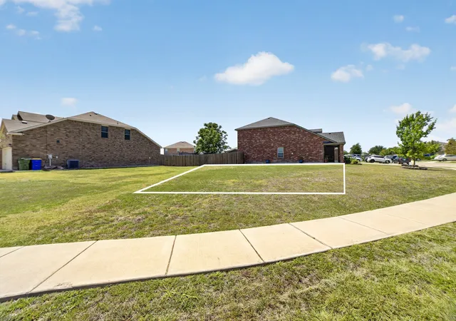 Photo 3 of Single family home for sale at 2710 Old Farm Dr, Seagoville, TX 75159 | MLS# 21342411 | Listing updated on 2026-07-27