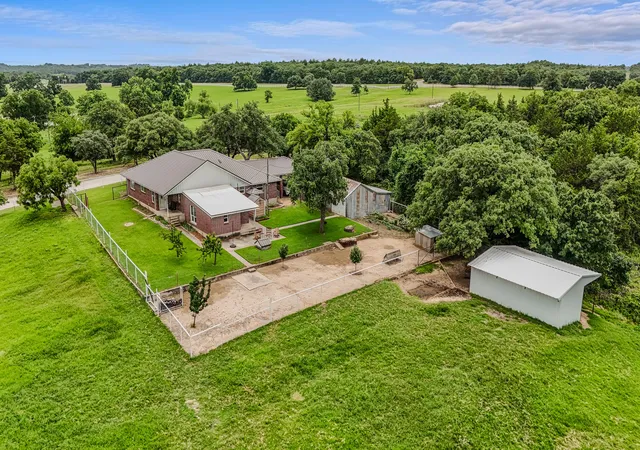 Photo 2 of Single family home for sale at 339 Colwell Rd, Forestburg, TX 76239 | MLS# 21342453 | Listing updated on 2026-10-07