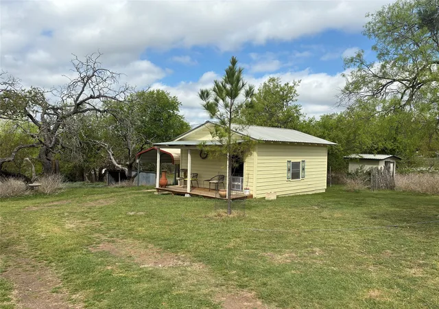 Photo 34 of Single family home for sale at 408 S Porter St, Lampasas, TX 76550 | MLS# 21342252 | Listing updated on 2026-08-26