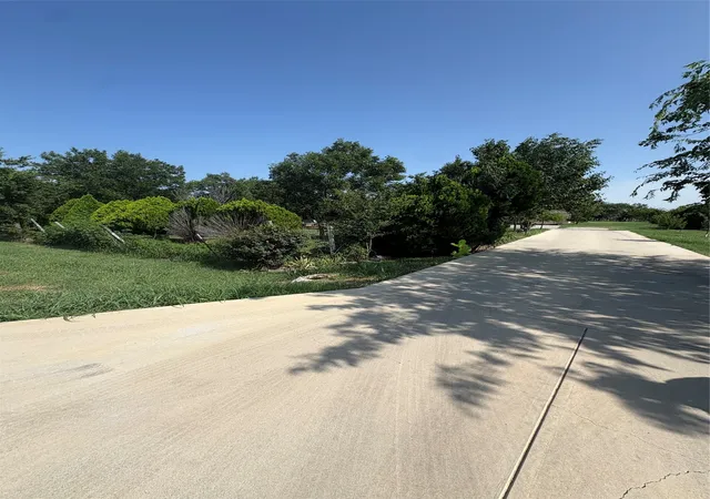 1st image of 22598 Arapaho Rd, Justin, TX 76247 | MLS# 21340818
