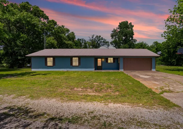 Photo 1 of Single family home for sale at 450 Rs County Road 4480, Point, TX 75472 | MLS# 21342522 | Listing updated on 2026-09-21