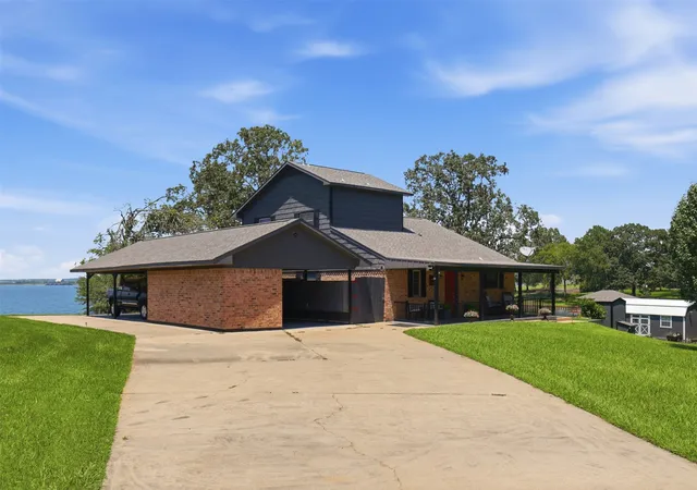 Photo 3 of Single family home for sale at 1994 Cr 2320, Pittsburg, TX 75686 | MLS# 21342560 | Listing updated on 2026-10-07