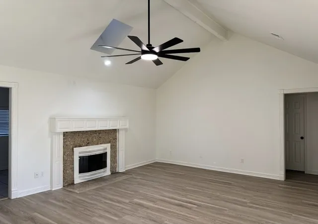 Photo 4 of Single family home for sale at 124 Brushy Mound Rd, Burleson, TX 76028 | MLS# 21339705 | Listing updated on 2026-08-24