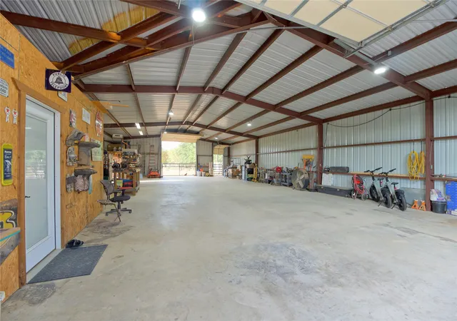Photo 3 of Single family home for sale at 473 May Rd, Nocona, TX 76255 | MLS# 21340203 | Listing updated on 2026-08-27