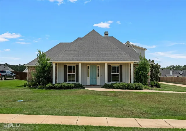 Photo 1 of Single family home for sale at 143 Oak Alley Rd, Stonewall, LA 71078 | MLS# 21342700 | Listing updated on 2026-08-18