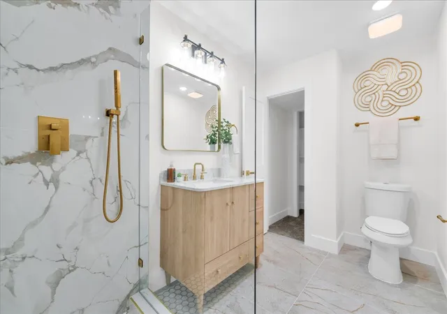 Photo 3 of Single family home for sale at 6631 Hunters Ridge Dr, Dallas, TX 75248 | MLS# 21342263 | Listing updated on 2026-10-06