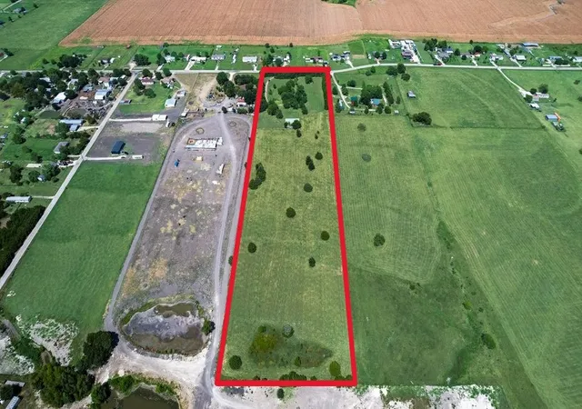 Photo 3 of Land for sale at 824 Batchler Rd, Red Oak, TX 75154 | MLS# 21342358 | Listing updated on 2026-08-24