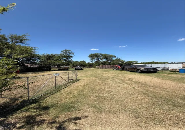 Photo 1 of Land for sale at 609 7th St, Sulphur Springs, TX 75482 | MLS# 21340731 | Listing updated on 2026-07-28