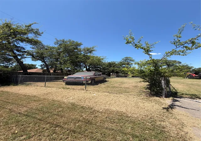Photo 3 of Land for sale at 609 7th St, Sulphur Springs, TX 75482 | MLS# 21340731 | Listing updated on 2026-07-28