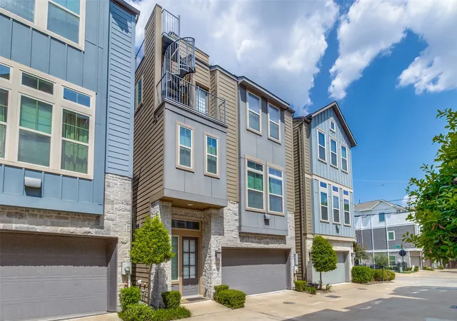 Photo 1 of Townhouse for sale at 5932 Evening Star Pl, Dallas, TX 75235 | MLS# 21341508 | Listing updated on 2026-08-30