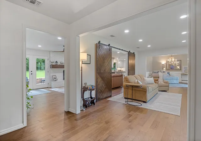 Photo 3 of Single family home for sale at 3054 Old Paris Rd, Mount Pleasant, TX 75455 | MLS# 21340715 | Listing updated on 2026-09-24
