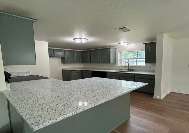 Photo 2 of Single family home for sale at 1325 E Jones St, Sherman, TX 75090 | MLS# 21342394 | Listing updated on 2026-09-21
