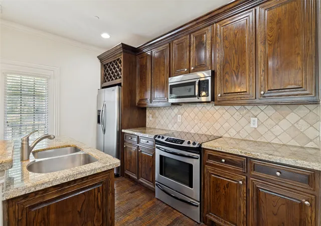 Photo 3 of Condo for sale at 1910 Hope St #5, Dallas, TX 75206 | MLS# 21341668 | Listing updated on 2026-08-27