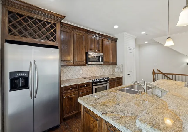 Photo 4 of Condo for sale at 1910 Hope St #5, Dallas, TX 75206 | MLS# 21341668 | Listing updated on 2026-08-27