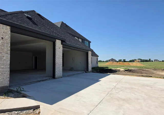 Photo 2 of Sale Pending at 1343 Enloe Rd, Howe, TX 75459 | MLS# 21342995 | Listing updated on 2026-08-22
