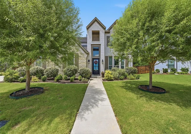 Photo 2 of Single family home for sale at 3717 Parkwood Ln, Denison, TX 75020 | MLS# 21342905 | Listing updated on 2026-09-28