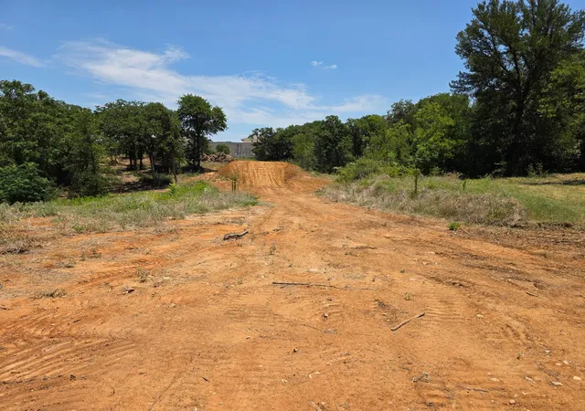 4th image of 9 Delano Ct, Dalworthington Gardens, TX 76106 | MLS# 21343021